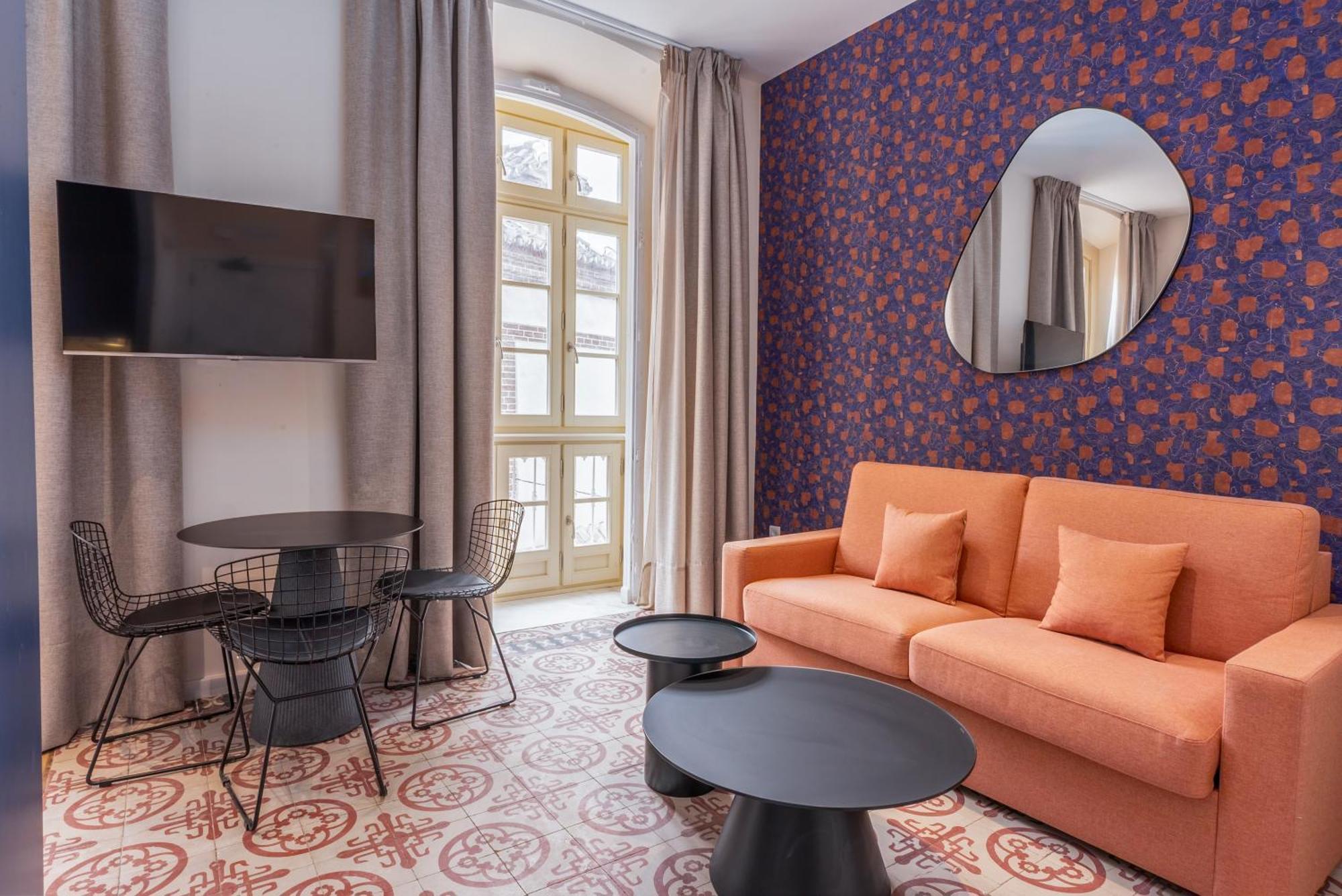 Smartr Malaga Centro Aparthotel Exterior photo